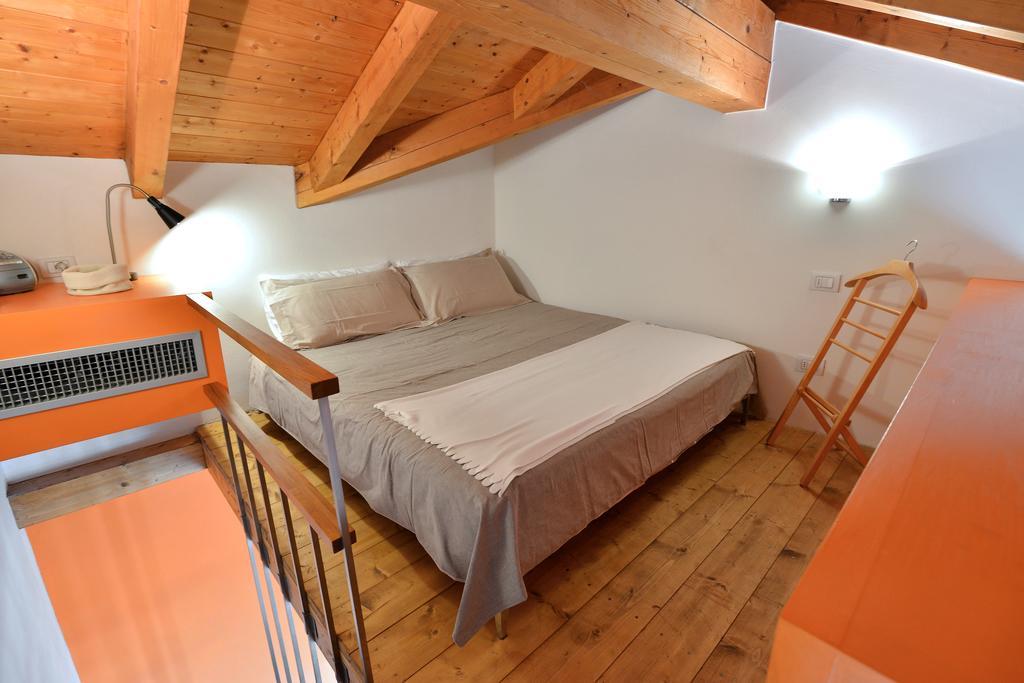 Heart Milan Apartments Navigli Rum bild